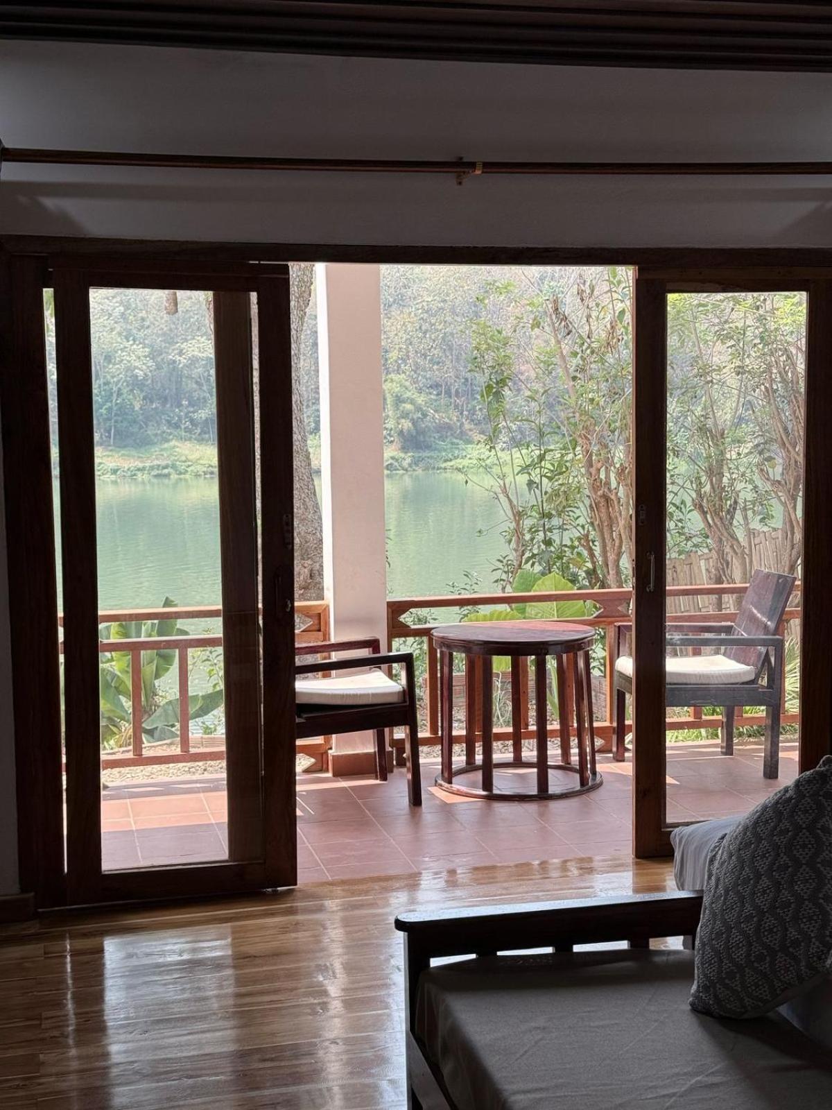 Nam Ou View Villa Нонгкио Номер фото